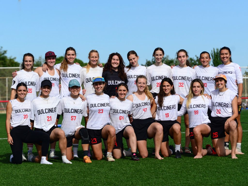 El equipo Dulcineas, división femenina del club Quijotes+Dulcineas de ultimate frisbee en Madrid