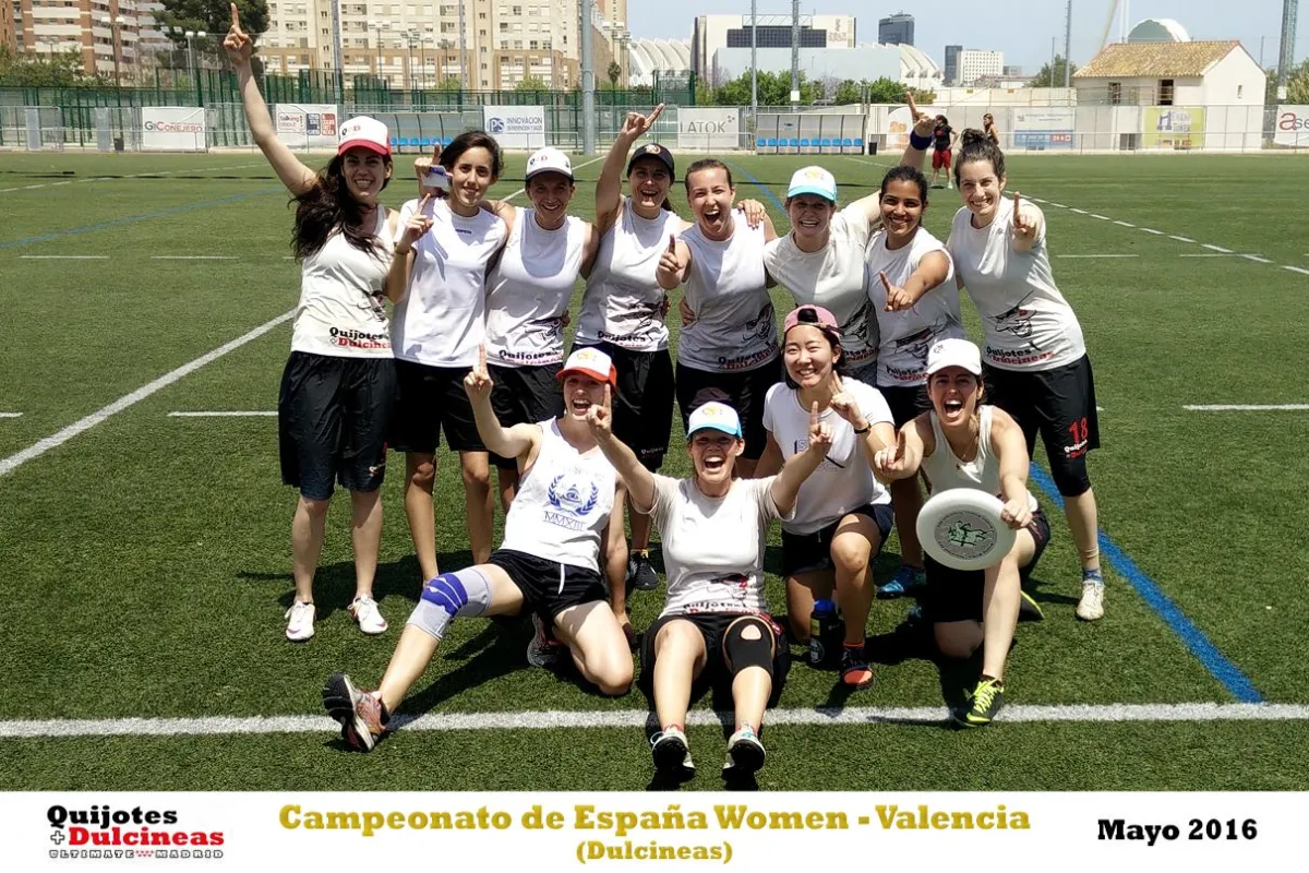 Equipo femenino tras un punto