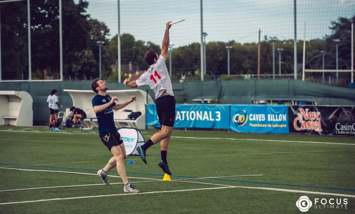 Layout en partido – final CEU 2025